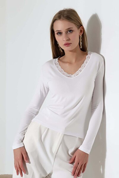 ModaPlaza Γυναικεία μπλούζα με λαιμόκοψη V και δαντέλα, μακρυμάνικη 22144