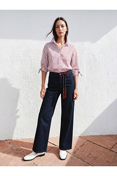 LC Waikiki بنطال جينز نسائي من Indigo Mom Fit