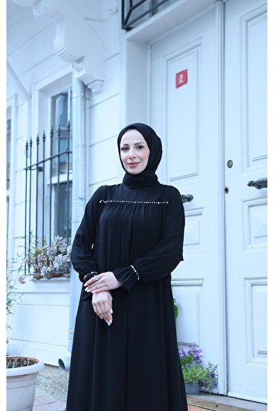 HNT Hayrunnisa Tesettür فستان تشيستير بتصميم شال مطرز بالأحجار من الأمام وأطر...