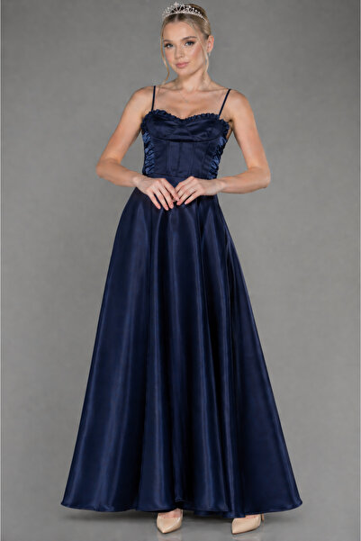 BORCKA TEKSTİL Μίντι σατέν γυναικείο βραδινό φόρεμα με κορσέ και τιράντες. Η ...