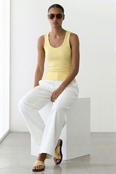 EFFE Εφαρμοστό μπλουζάκι με τιράντες από μείγμα βισκόζης και κοτλέ