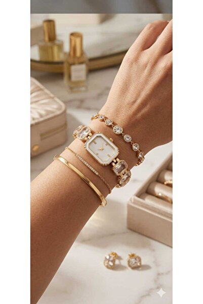 BAJAR TAŞLI DÖRTGEN GOLD MODEL ZARİF KADIN KOL SAATİ HEDİYELİK