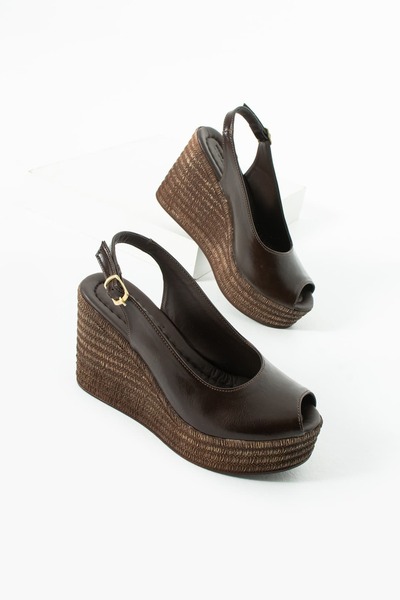 diclepolat Γυναικεία καφέ τσαλακωμένα λουστρίνια πέδιλα με τακούνι και λουράκ...