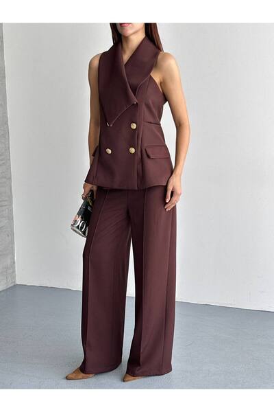 olalapasha Νέα σεζόν Σετ παντελόνι με ασύμμετρο γιακά και χρυσά κουμπιά