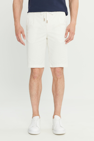 ALTINYILDIZ CLASSICS Ανδρικό λευκό βαμβακερό σορτς στενής εφαρμογής με δέσιμο...