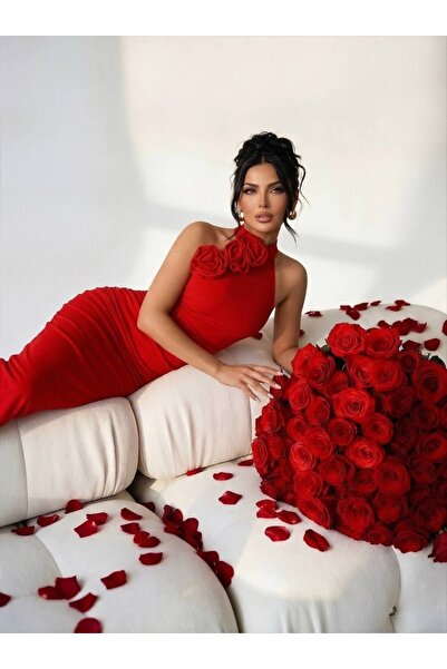 ADAMODA.RO Κομψό φόρεμα με φλοράλ λεπτομέρειες και σκίσιμο στο πόδι