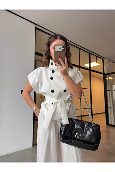 BB Bensu Buyruk Γιλέκο με ζώνη, λεπτομέρειες με κουμπιά απολέτου, λευκό