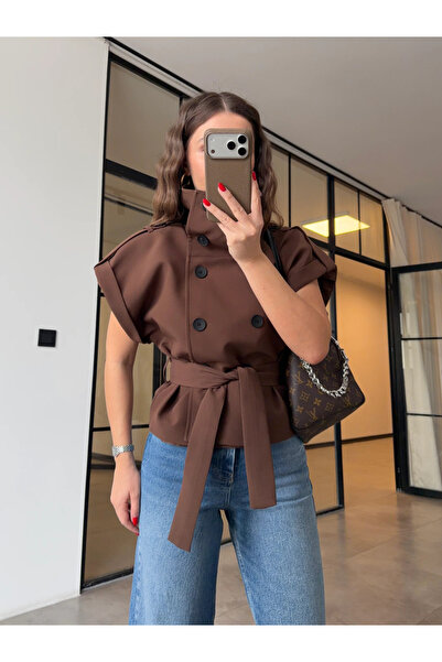 My Blog Καφέ γιλέκο με επωμίδες, λεπτομέρεια με κουμπιά και ζώνη - 504362