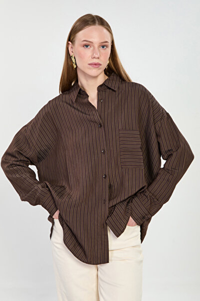 BARRELS AND OIL Γυναικείο πουκάμισο με μία τσέπη, ριγέ, oversized - Bitter Brown