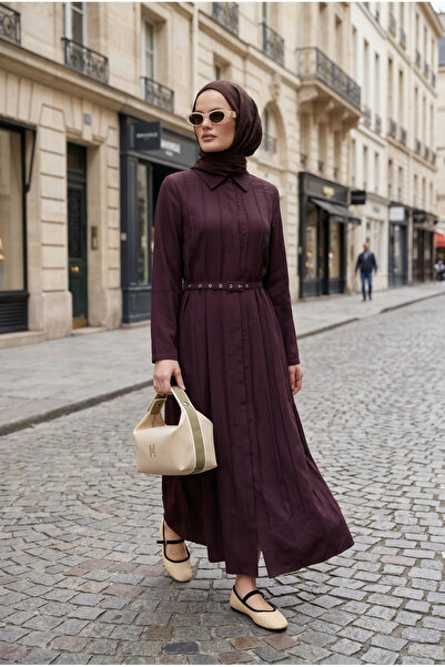 Aselim Hijap Moda Φόρεμα Lunera με πλισέ ζώνη και κουπρά – Δαμασκηνί