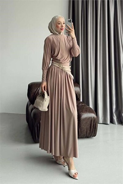 Dipmoda Γυναικείο μπεζ φόρεμα με ντραπέ ζώνη και λεπτομέρειες από ύφασμα σάντ...