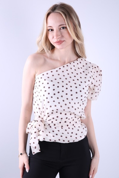 Veni Life Polka dot one shoulder blouse