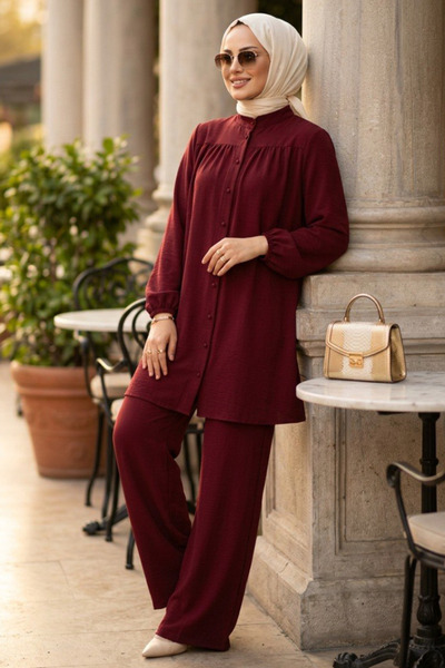 N.S NEVA STYLE Σετ δύο τεμαχίων με κουμπιά, μπορντό χρώμα, με χιτζάμπ 12172BR