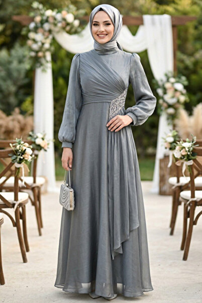 N.S NEVA STYLE Βραδινό φόρεμα με χάντρες και λεπτομέρειες σε πράσινο χρώμα 49...