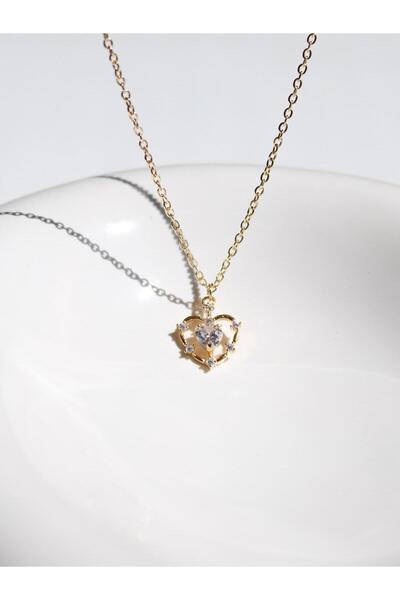 Reorah Collection قلادة على شكل قلب محاطة بالأحجار