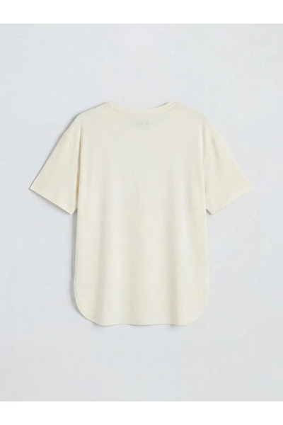 LC Waikiki Γυναικείο αθλητικό μπλουζάκι Ecru Crew Neck Oversize