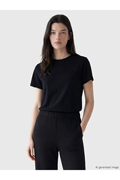 LC Waikiki Μαύρο γυναικείο μπλουζάκι με λαιμόκοψη ποδηλάτου και απαλή υφή