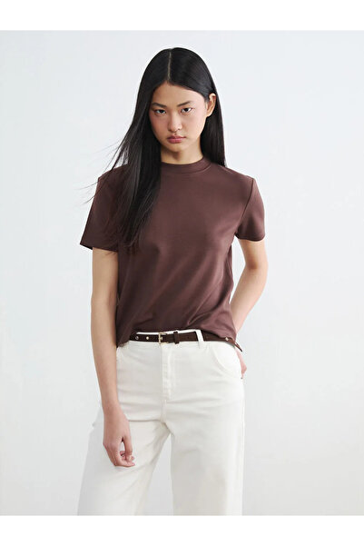 LC Waikiki Γυναικείο μπλουζάκι με καφέ γιακά