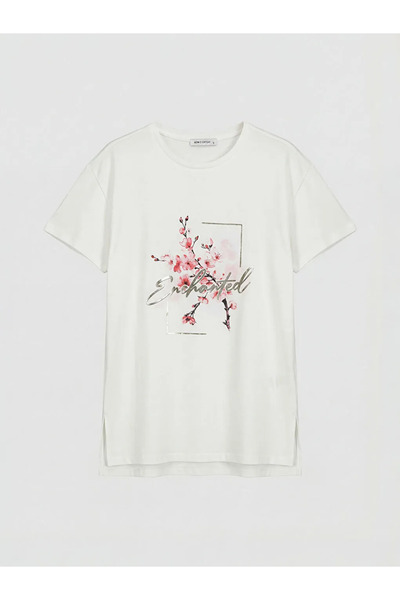 LC Waikiki Λευκό γυναικείο μπλουζάκι με λαιμόκοψη