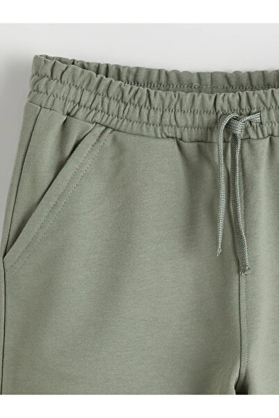 LC Waikiki Χακί κοντομάνικο μπλουζάκι και σορτς για αγόρια