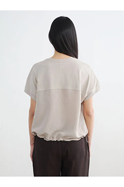 LC Waikiki Γκρι γυναικείο μπλουζάκι με λαιμόκοψη ποδηλάτου και χρωματικό μπλο...