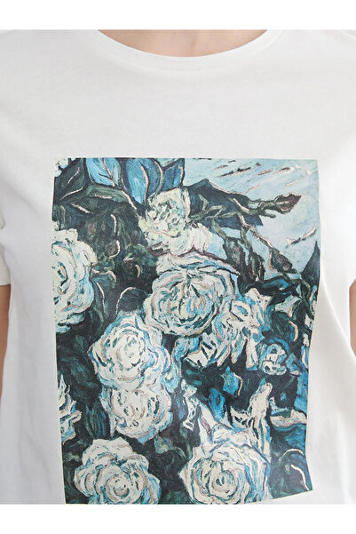 LC Waikiki Γυναικείο μπλουζάκι με λευκό λαιμόκοψη