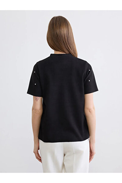 LC Waikiki Μαύρο γυναικείο μπλουζάκι με λαιμόκοψη ποδηλάτου και στρας, με εμφ...