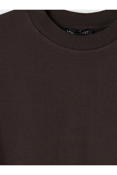 LC Waikiki Γυναικείο μπλουζάκι καφέ με λαιμόκοψη