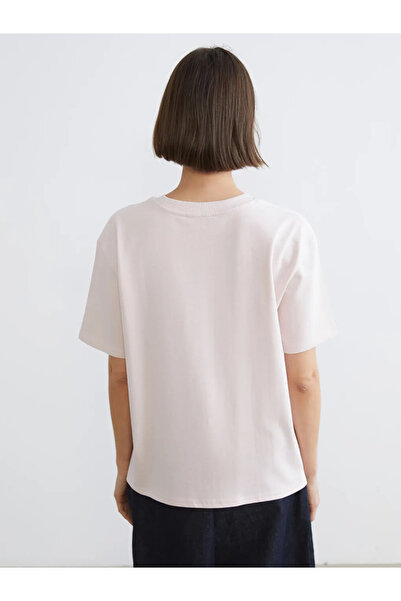 LC Waikiki Γυναικείο μπλουζάκι με ροζ λαιμόκοψη oversized