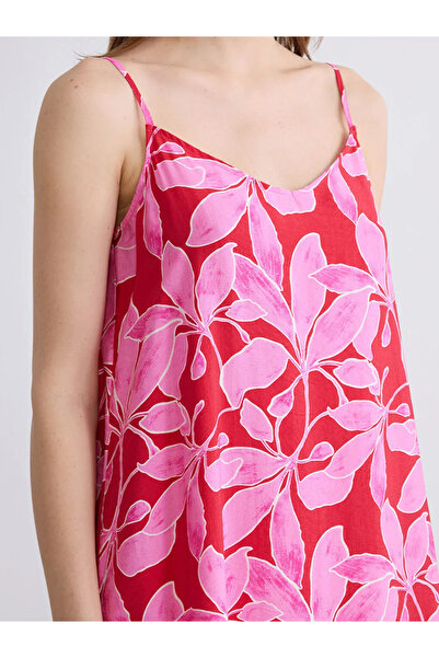 LC Waikiki Ροζ φόρεμα σε γραμμή Α με λουλουδάτο σχέδιο και λουράκια σε σχήμα V