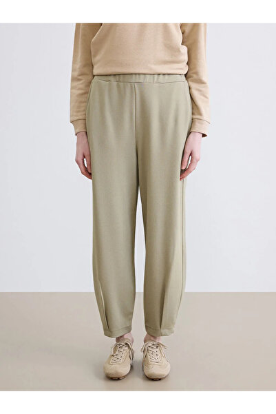 LC Waikiki Πράσινο γυναικείο παντελόνι με ελαστική μέση