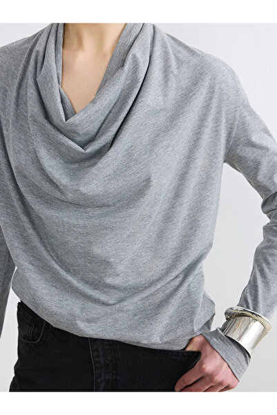 LC Waikiki Γκρι μπλούζα με λαιμόκοψη Ρευστή εφαρμογή