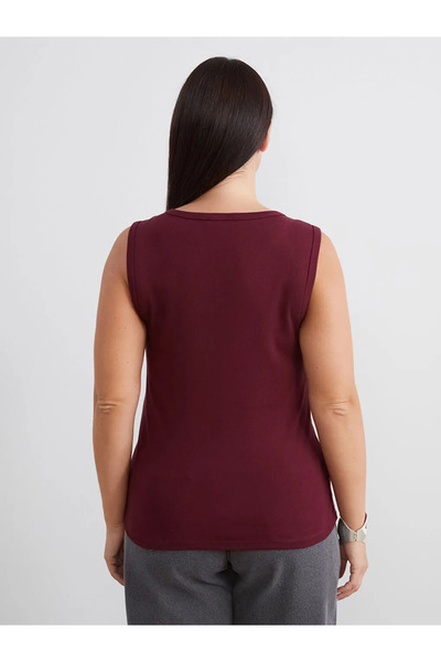 LC Waikiki Γυναικείο εσώρουχο με λαιμόκοψη V σε μπορντό χρώμα, μεγάλο μέγεθος