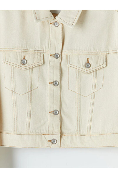 LC Waikiki Εκρού πουκάμισο με γιακά και κοντό γυναικείο τζιν μπουφάν