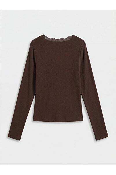 LC Waikiki Καφέ μπλούζα με λεπτομέρεια από δαντέλα σε σχήμα V