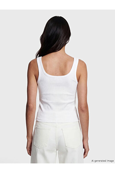 LC Waikiki Γυναικείο εσώρουχο με λευκό τετράγωνο λαιμόκοψη