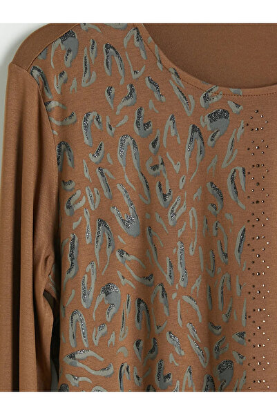 LC Waikiki Μπλούζα με σχέδιο καφέ με λαιμόκοψη