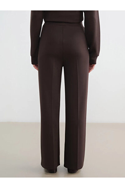 LC Waikiki Γυναικείο παντελόνι αθλητικό καφέ με ελαστική μέση, απαλό στο περι...