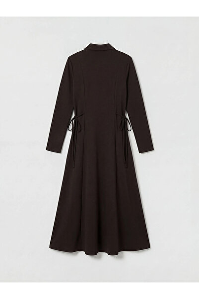 LC Waikiki Καφέ φόρεμα με γιακά πουκάμισου και εφαρμογή στη μέση