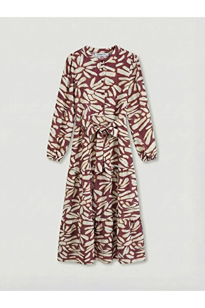 LC Waikiki Φόρεμα μπορντό με μοτίβο ράπτησης στον γιακά και ζώνη
