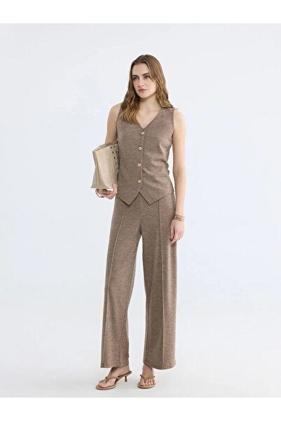 LC Waikiki Γυναικείο παντελόνι με ελαστική μέση σε μπεζ χρώμα