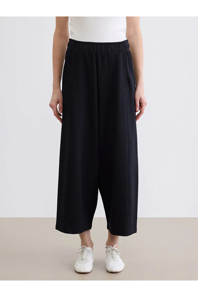 LC Waikiki Μαύρο ελαστικό στη μέση, μαλακό στο χέρι, γυναικείο παντελόνι