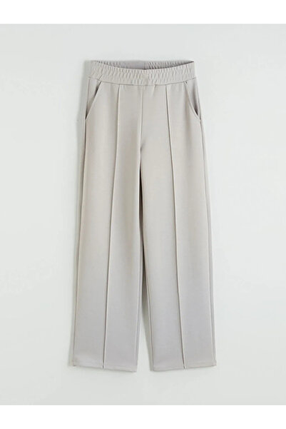 LC Waikiki Γκρι γυναικείο παντελόνι φόρμας με ελαστική μέση και απαλή υφή