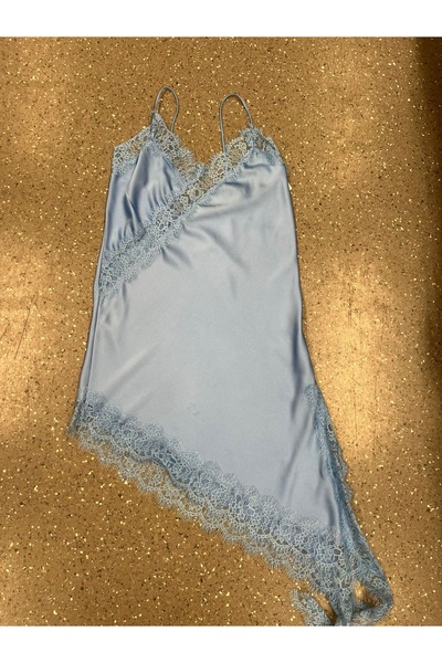 Avant Maieu Rochie Satin Dantela Asimetrica Vara Model Kaya