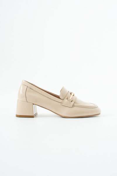 dericia shoes حذاء كالستا نسائي من الجلد الطبيعي باللون البيج اللامع بكعب سميك