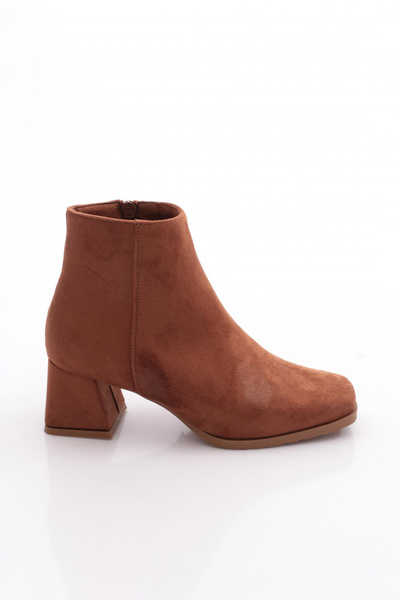 DGN Blunt-07K Women's Blunt Toe Side Buckle Heeled Ankle Boots