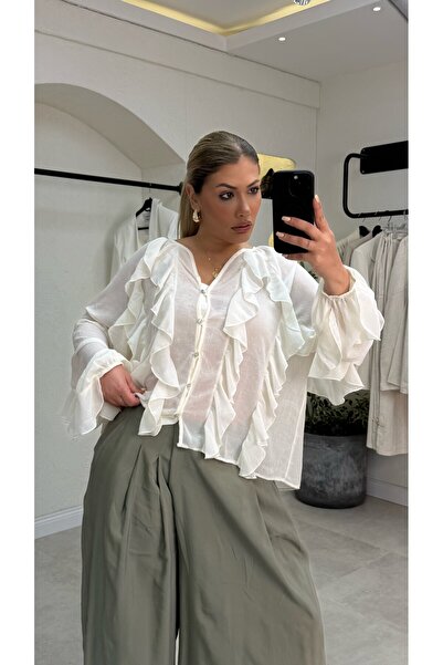 liya butik Ekru Fırfırlı Gömlek