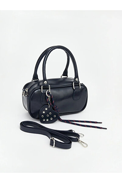 LC Waikiki Γυναικεία τσάντα ώμου σε δερμάτινη εμφάνιση σε μπλε ναυτικό χρώμα