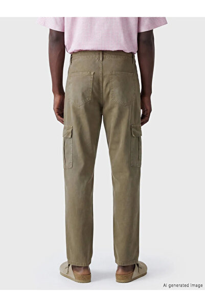 LC Waikiki Ανδρικό παντελόνι Cargo Green Standard Fit