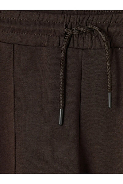 LC Waikiki Καφέ Γυναικείο Σορτς με Ελαστική Μέση και Απαλή Υφή